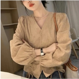 Early autumn new women's clothing Hong Kong style ..